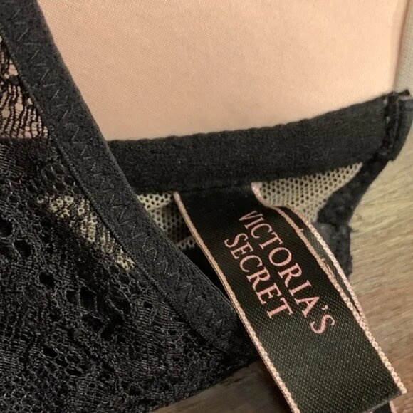 🔥 Victoria’s Secret 38DD Lace Push-Up Bra – A Little Lace, A Lot of Sass! 💃 - Picture 9 of 11